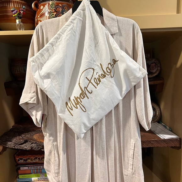 One Size Myrah Penaloza play suit in a cream colored linen blend. - Picture 4 of 6